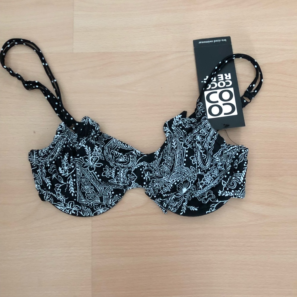 Very flattering bikini top